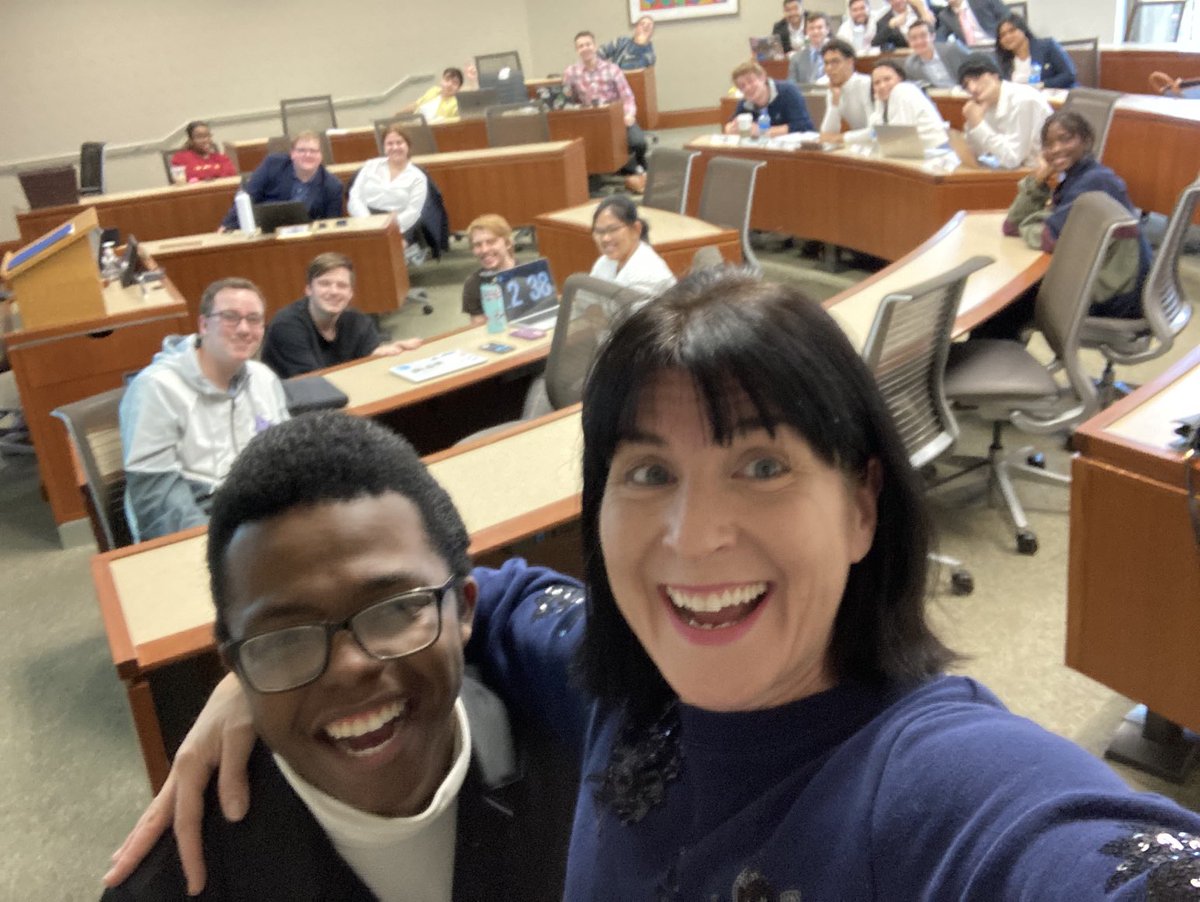 AmyKDacey's tweet photo. Huge thank you to Jeremy Ward and ⁦@AUSGSenate⁩ for allowing me to speak at their meeting today about ⁦@AUSineInstitute⁩. Was a great opportunity and nice to see some friends of Sine and make new ones! https://t.co/yIIB5nkSWV