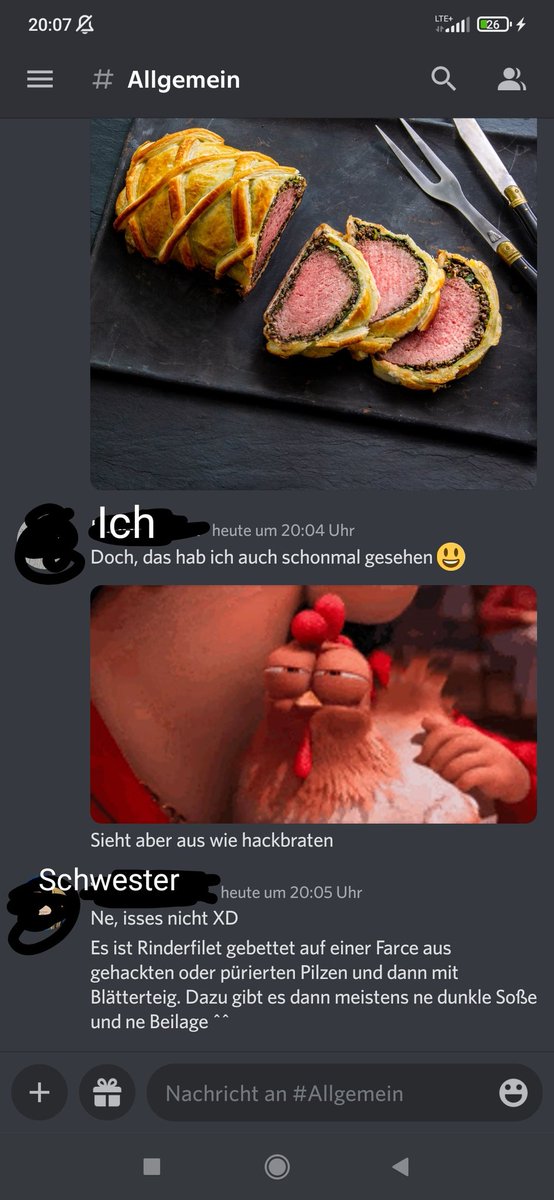 Nanixchani's tweet photo. Dat Chicken unterstreicht einfach all mein Misstrauen in allen Situationen 😂 
@Vivi_Blue88 
#Chicken #Misstrauen #BeefWallington https://t.co/gLYSxvdoJI