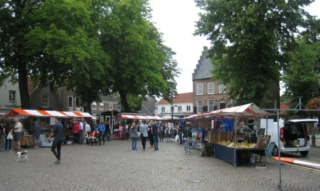 Aanstaande dinsdag ben ik tussen 09.30 en 11.30 uur op de weekmarkt in #Oirschot Daar staat dan een preventie kraam. Een oud collega en ik hebben veel te vertellen. Ik ben benieuwd naar uw verhalen. Dus wie weet tot dan.