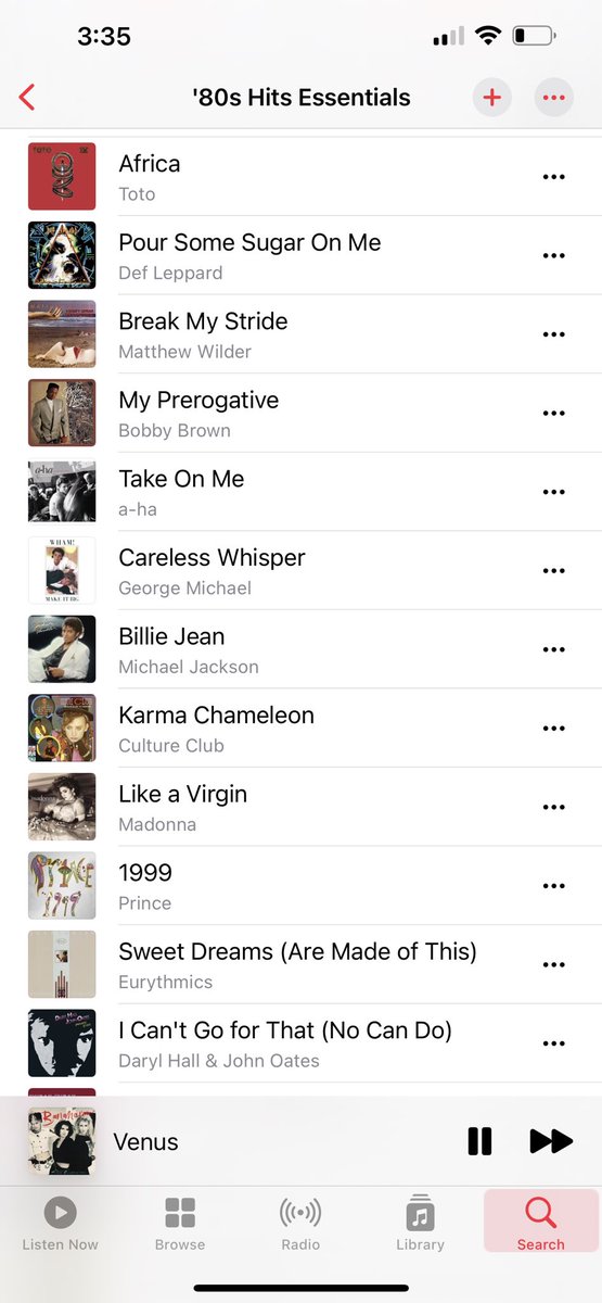 Since I started “El Matrimonio”, my playlist has been 💯 80’s hits. Every song is amazing! OMG how I miss good music! I also hear this in my camerino to get in the mood ;)