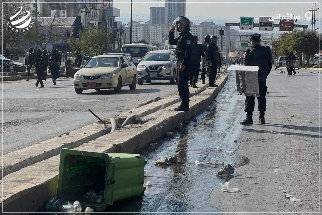 bkm48415437's tweet photo. بارزانی نەوت لە عێراق دەدزێت بۆ پاڵاوگەی سیهانی تورکیا و پاشان بۆ زایۆنیستەکان

 #مەسعود_موچە_دەدزێت https://t.co/Glp75gdOBf