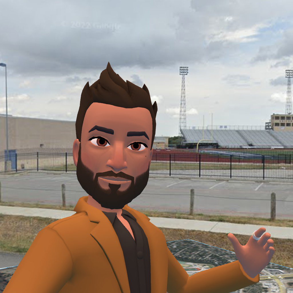 ebraun14's tweet photo. @wooorldXR is awesome! 1st time in, started at my local football stad., visited La Sagrada Familia,then popped into a public room and was shown around a Cali trail system w an ocean view by a local. Now private rooms after update… big potential for classroom use now! #VRARinEDU https://t.co/4y28faj7yW