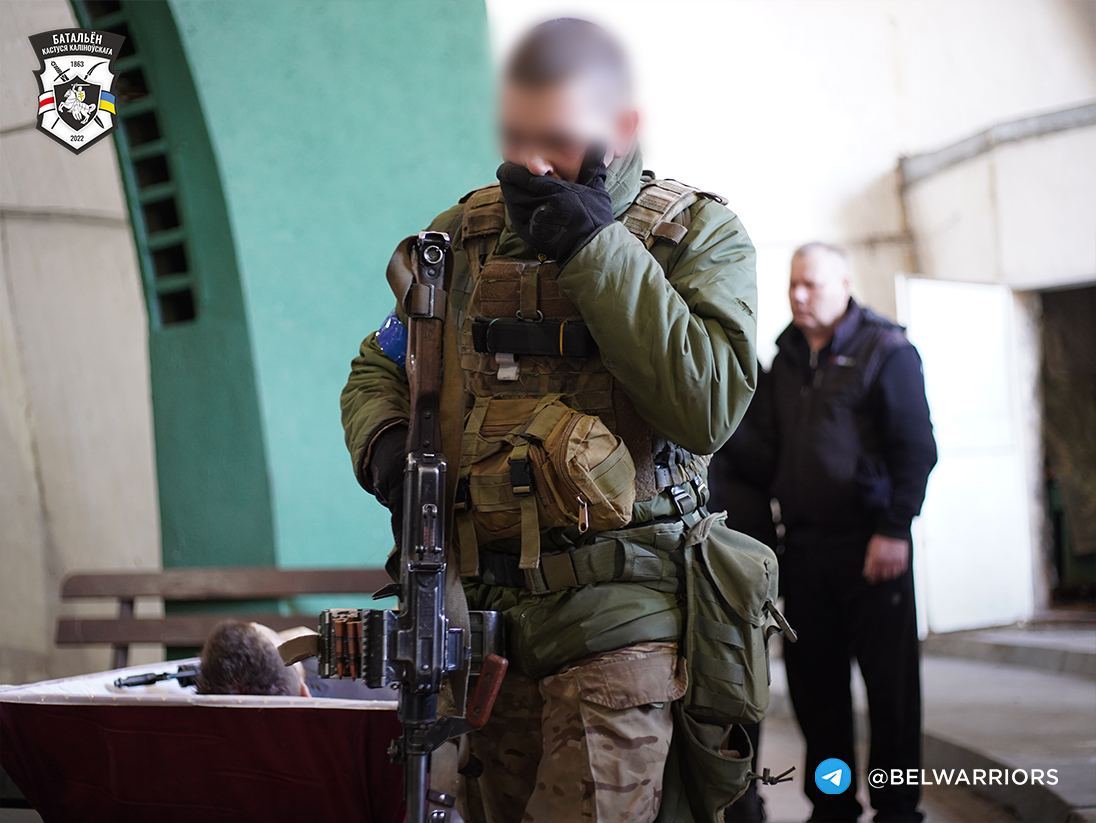 Alyaksei „Tur” zginął 13 marca 2022 w bitwie pod Kijowem, osłaniając odwrót swoich braci.
Tur był szefem grupy i stał u źródeł białoruskich ochotników, którzy walczyli za Ukrainę od 2014 roku.  Był żołnierzem Sił Operacji Specjalnych Ukrainy na kontrakcie z wojskiem zawodowym.