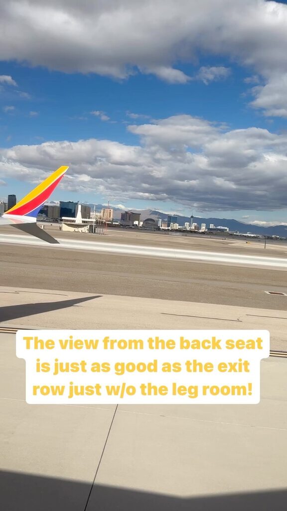 TXAggieChick's tweet photo. pov: The view from the back seat is just as good as the exit row just w/o the leg room!
#Vegas #lasvegas #thestrip #elvis #sanantonio #nevada #texas #southwestairlines #southwest #luv #freepeanuts #planesofinstagram #reelsinstagram #reels #LAS #SAT #SU… https://t.co/YC6b2TnztD https://t.co/CwdcCqlbCN