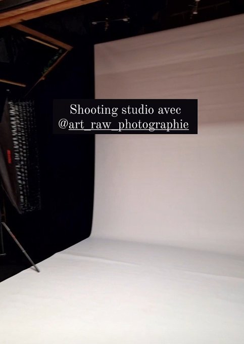 📷 Shooting photo de presque 4h aujourd'hui. On a h&acirc;te de vous montrer le r&eacute;sultat ! 😍🤗  #photography<a href="/tag/art"class="tags"><span>#art</span></a><a href="/tag/photography"class="tags"><span>#photography</span></a><a href="/tag/photo"class="tags"><span>#photo</span></a><a href="/tag/studio"class="tags"><span>#studio</span></a><a href="/tag/camera"class="tags"><span>#camera</span></a><a href="/tag/pho"class="tags"><span>#pho</span></a>
