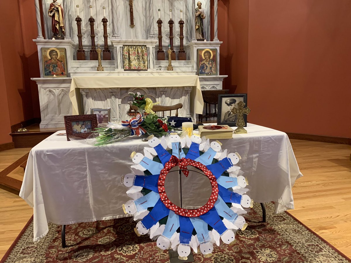 stmichaelsct's tweet photo. Thank you to everyone who attended St. Michael School’s Veterans Day White Table ceremony! #VeteransDay #VeteransDay2022 https://t.co/Y68mc3VES1