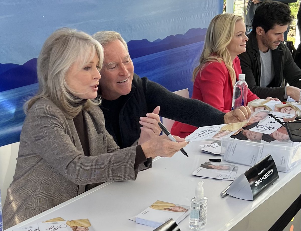 adt219's tweet photo. #Jarlena #Days #DaysofDays2022 https://t.co/YRW1v5cIad