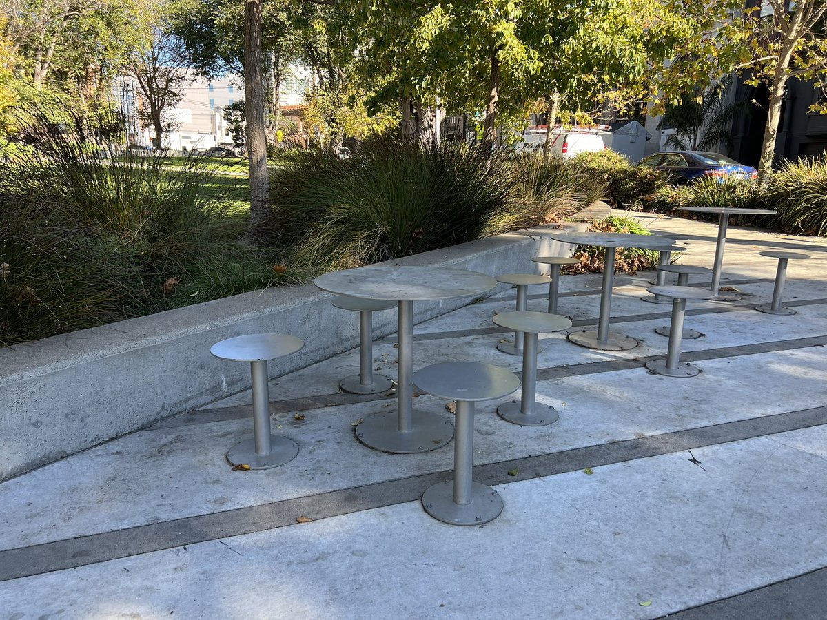 UrbanLou's tweet photo. Toured South Park - this was a low bid parks and Rec project y’all. Incredible design detailing with simple materials. #ASLA2022 https://t.co/mlvsiKovyn