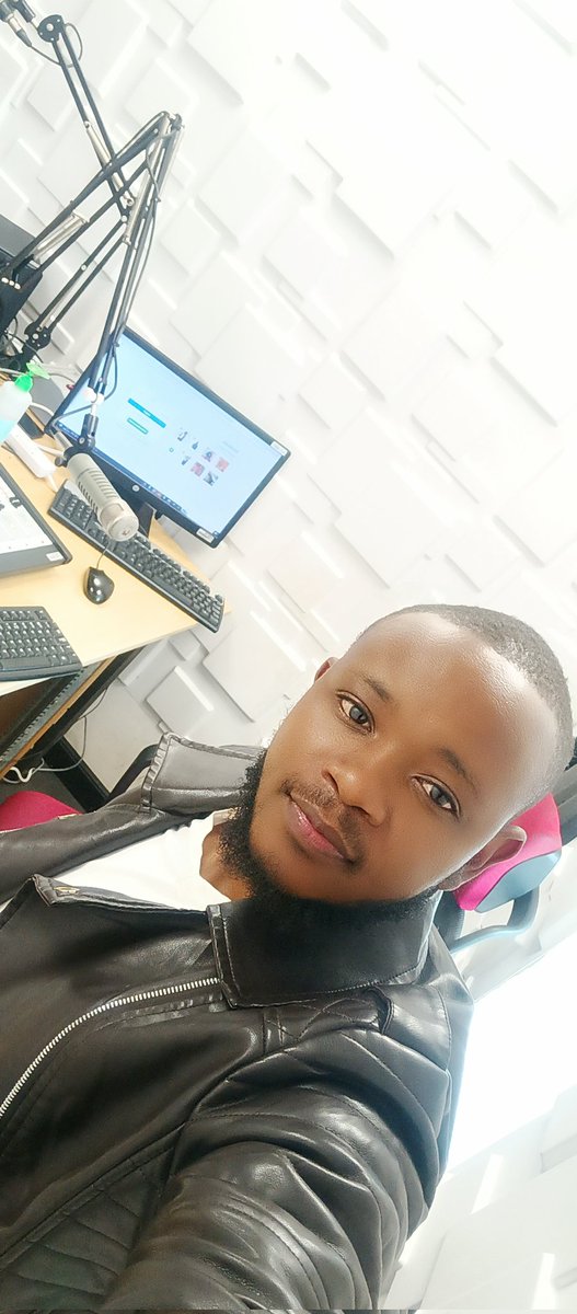 #IkiriaShow...#Lovezone Tempatatures go high <a href="/GukenaFMKenya/">Gukena FM Kenya</a> TuneIn.com