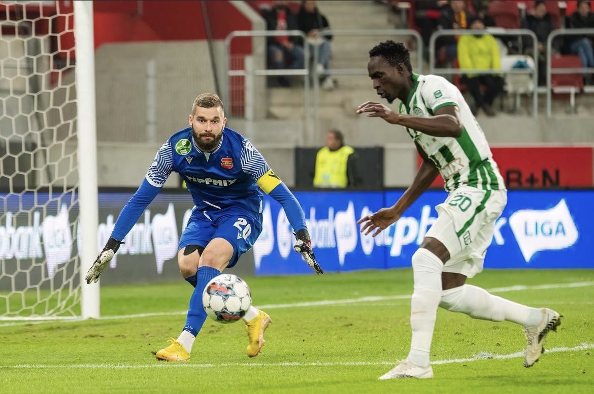 🇭🇺 | Adama Traore « Malouda » (27 ans/Ferencvárosi) a marqué contre Budapest Honved

L’international malien porte son compteur à 8 buts en 11 matchs de championnat 

Son 15eme but TCC 🎳

🦅🇲🇱 <a href="/TraoreDamiss/">Adama Traoré</a>