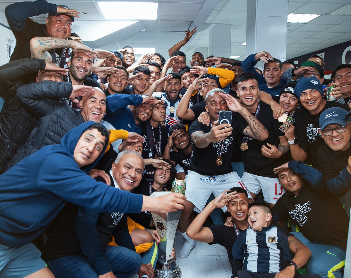 ClubALoficial's tweet photo. 🫡 

#AlianzaBicampeón https://t.co/fsbRlwZWNL