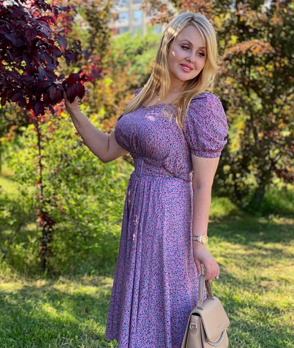 P Man on Twitter: "MILF 👌"