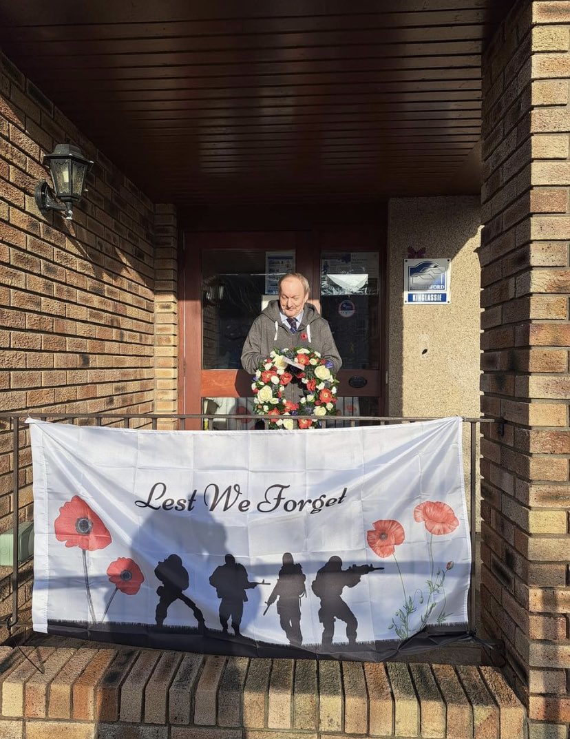 AlyMcKechnie's tweet photo. So lovely to see our residents throughout our homes at the heart of community remembrance services today. So important feeling part of the community of Fife thanks to @PeterGrantMP for giving wreath to lay on his behalf in East Wemyss  #Fifecares #RemembranceSunday https://t.co/WnLqBnoRpi