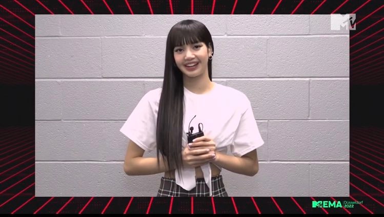 DreamTEAM327's tweet image. 🏆ยินดีกับน้องลิซด้วยค่ะทุกคนน😭😭
#LISA ได้รับรางวัล BEST K-POP ในงานรางวัล MTV EMA 2022 💃🕺🥳🎉🎉

ขอบคุณทุกคนที่ช่วยกันโหวตด้วยนะคะ น้องลิซเหมาะสมกับรางวัลนี้ที่สุดเลยค๊าบ
👏👏

Congratulations LISA!
LISA WINS BEST KPOP
#LalisaMTVEMAsWin