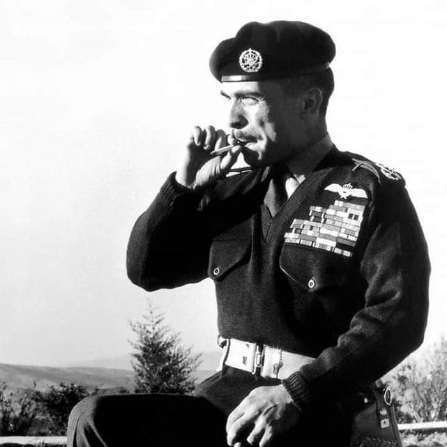 #صورة_ملف_شخصي_جديدة
#رحم_الله_الحسين_بن_طلال
الى جنات الخلد ملكي ومالكي ومليكي في ذكرى ميلادك .