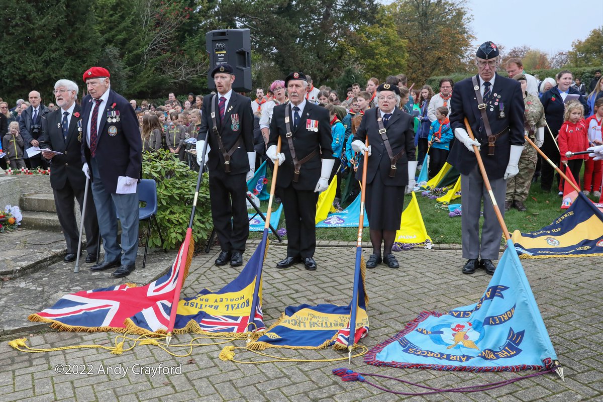 "We Will Remember Them" #Horley Memorial Gardens

<a href="/PoppyLegion/">Royal British Legion</a> #WeWillRememberThem <a href="/getsurreylive/">getsurreylive</a> <a href="/surreymirror/">Surrey Mirror</a> #RoyalBritishLegion #LestWeForget #BritishLegion #Poppy <a href="/reigatebanstead/">Reigate & Banstead Borough Council</a> <a href="/CODRedhill/">RedhillCODandBand</a> <a href="/HorleyTC/">Horley Town Council</a> <a href="/HorleyRBL/">Horley RBL</a> #RemembranceSunday  #RemembranceSunday2022