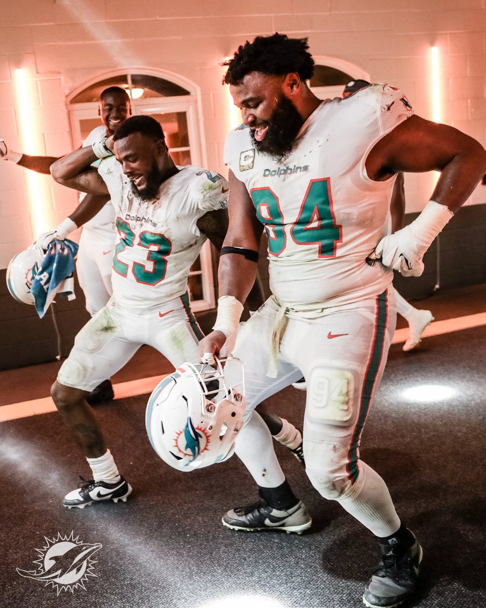 MiamiDolphins's tweet photo. #mood going into the bye week. 

#FinsUp https://t.co/wxzWZAfwJj