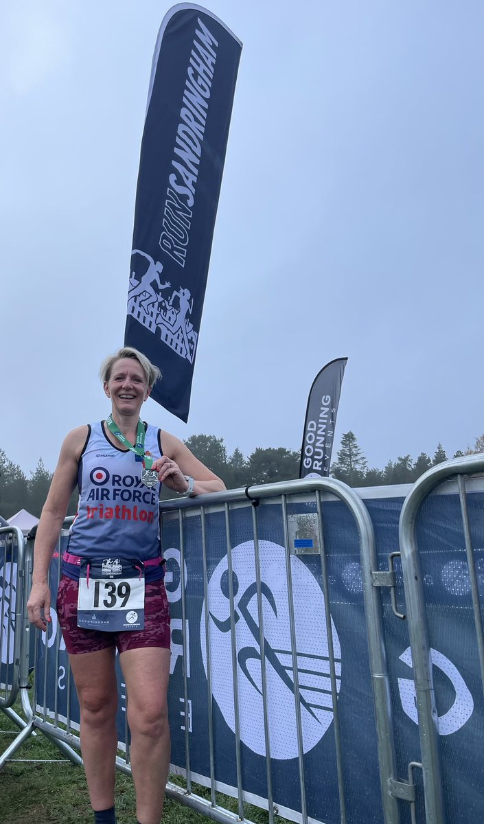 KarenRedgate1's tweet photo. #runsandringham great 10km in the grounds of Sandringham on a poignant morning https://t.co/qIXEDnjjnl