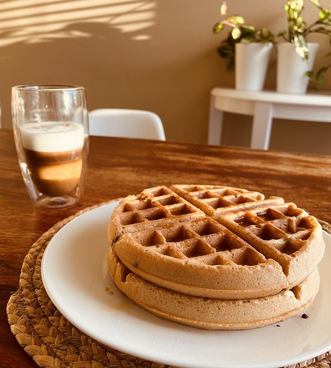 Post long run fuel, Canadian-style 🍁!  Chocolate chip protein waffles 🧇, with a dab of maple syrup (of course) 🤤 and coffee.  You earned it if you burned it 😎