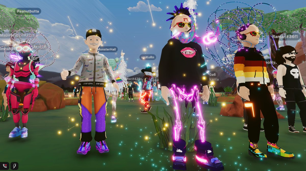 Focus x 4 ❤️
#decentraland #Metaverse 
Daily dose of fashion tomorrow 😎