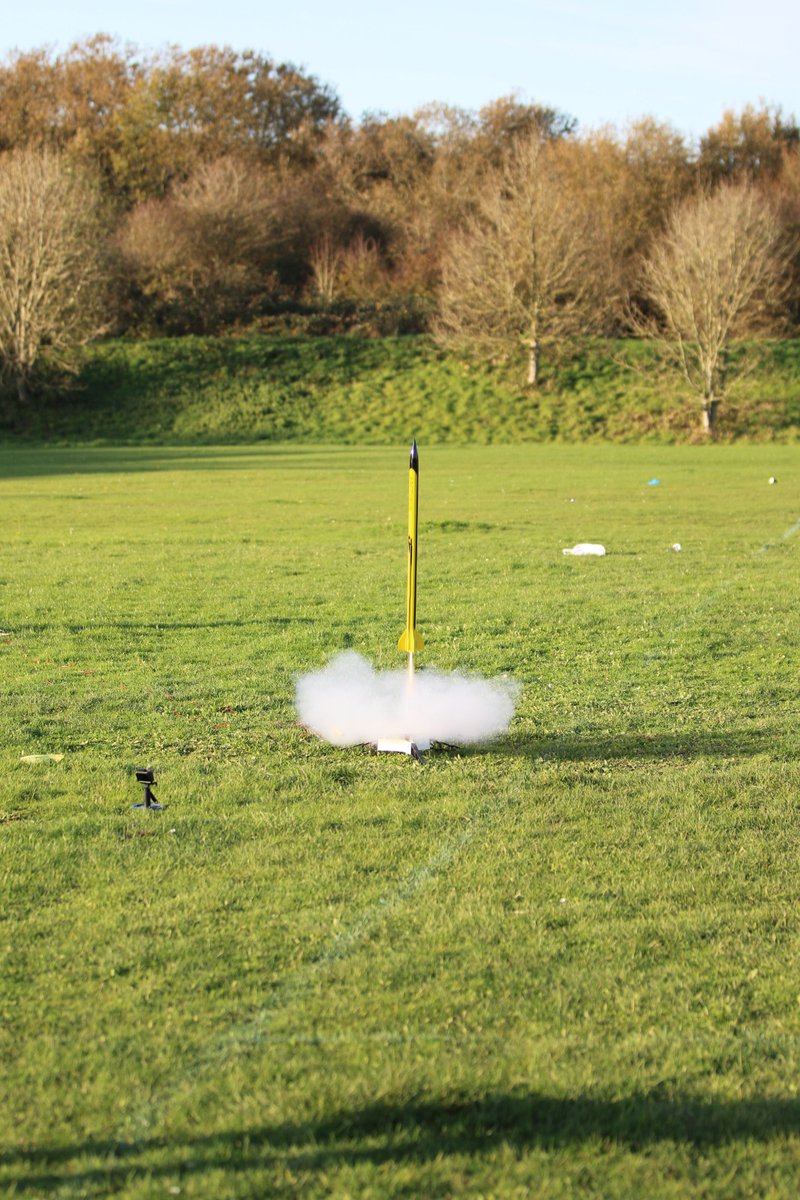 JBaur7's tweet photo. Launched my Arcturus model rocket from Rocketarium around Brighton and Hove today. Flew it on a D12-5 engine. https://t.co/r9Q6M5dpXn