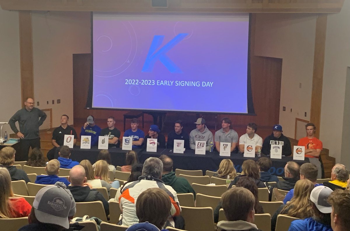KirkwoodEagles's tweet photo. ⚾️✍️ 𝗘𝗔𝗥𝗟𝗬 𝗦𝗜𝗚𝗡𝗜𝗡𝗚 𝗗𝗔𝗬 ✍️⚾️

"𝘛𝘩𝘪𝘴 𝘱𝘳𝘰𝘨𝘳𝘢𝘮 𝘪𝘴 𝘱𝘭𝘢𝘺𝘦𝘳 𝘥𝘳𝘪𝘷𝘦𝘯, 𝘪𝘵'𝘴 𝘢𝘣𝘰𝘶𝘵 𝘵𝘩𝘦 𝘱𝘭𝘢𝘺𝘦𝘳𝘴...𝘛𝘩𝘦𝘺 𝘢𝘳𝘦 𝘵𝘩𝘦 𝘩𝘦𝘢𝘳𝘵𝘣𝘦𝘢𝘵 𝘰𝘧 𝘵𝘩𝘪𝘴 𝘱𝘳𝘰𝘨𝘳𝘢𝘮" 

- 𝘏𝘦𝘢𝘥 𝘊𝘰𝘢𝘤𝘩 𝘛𝘰𝘥𝘥 𝘙𝘪𝘮𝘢

@KCC_BSB | #GoEagles https://t.co/f7WD5o5tw3