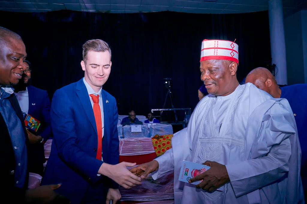 KwankwasoRM's tweet photo. It was insightful and refreshing to once again engage with the public, at the @channelstv’s Presidential Town Hall, anchored by @seunokin. 

We’ve made our pledges to you. And Nigerians should be rest assured to always have us personally defend them, outside and in power. https://t.co/rC9JfIumn5