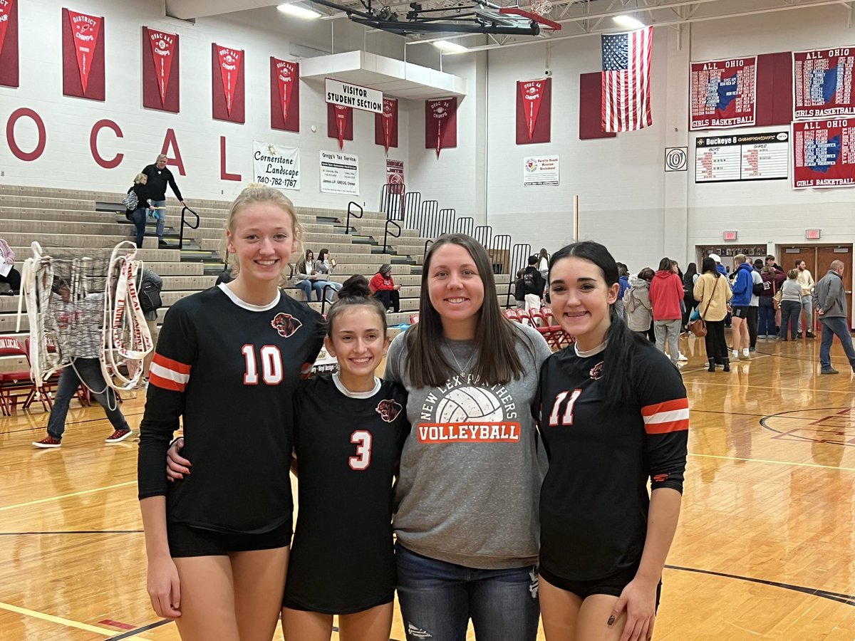 _alyssawolfe's tweet photo. Got to watch these 3 play together one more time! They were selected among our District 12 coaches to play in the Senior District 12 All-Star match. It was weird to watch from the stands, but fun to watch them excel. Super Proud of you @lizziefellis @NDuPerow @KoehlerJerilynn https://t.co/gd2TpzU3BA