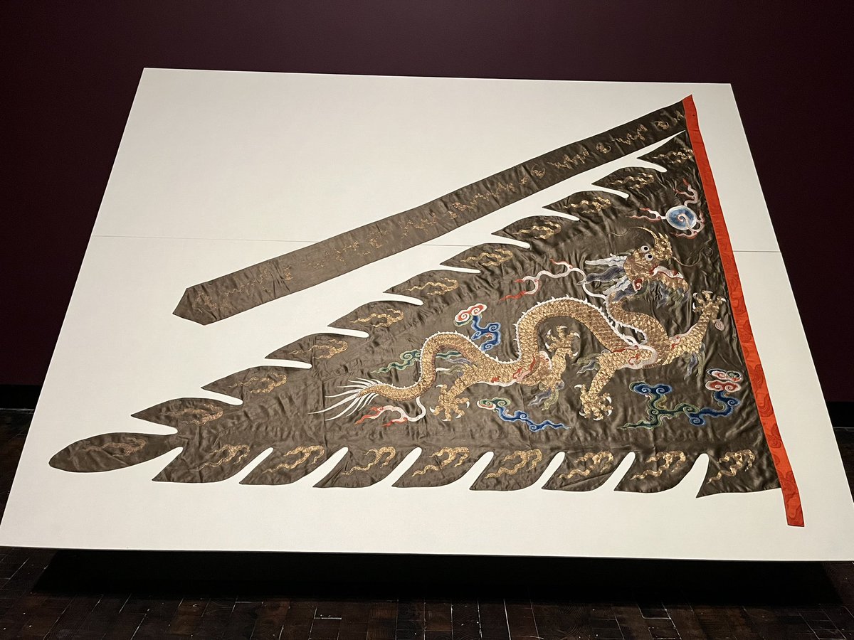 Gorgeous exhibit on Asian textiles at the <a href="/fristartmuseum/">Frist Art Museum</a>! Couple blocks from MCC, $15 to get in. These textiles will go back in storage for 20yrs after this in order to ensure they don’t get too damaged by light. Glad they are being preserved in this way. #aamc22