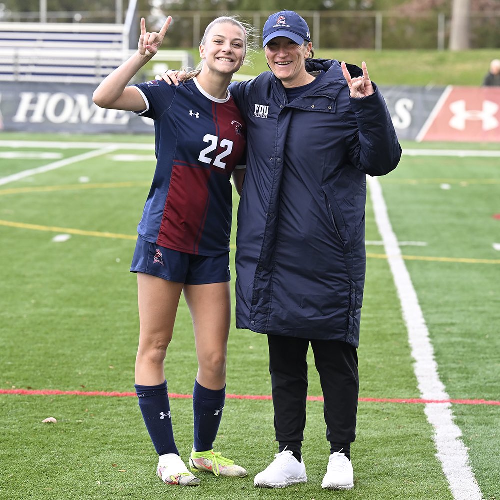 𝗙𝗗𝗨 𝗗𝗲𝘃𝗶𝗹𝘀 𝗪𝗼𝗺𝗲𝗻’𝘀 𝗦𝗼𝗰𝗰𝗲𝗿 tweet media