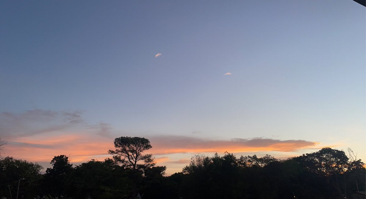 Peterman_64's tweet photo. Some of the pretty sunrises i get to see https://t.co/niLrPqJrZI