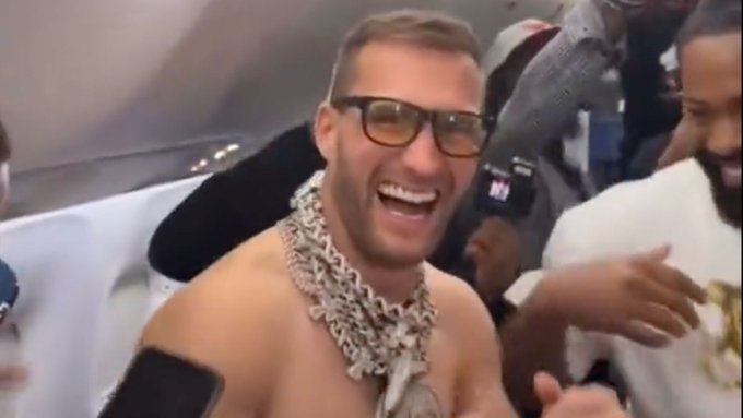_yoKinetic's tweet photo. WE FUCKING DID IT BABY!!! VIKINGS 8-1 THIS WAS THE GAME OF THE YEAR AND WE GOT IT YAHOOOOO https://t.co/Imsa04bllT