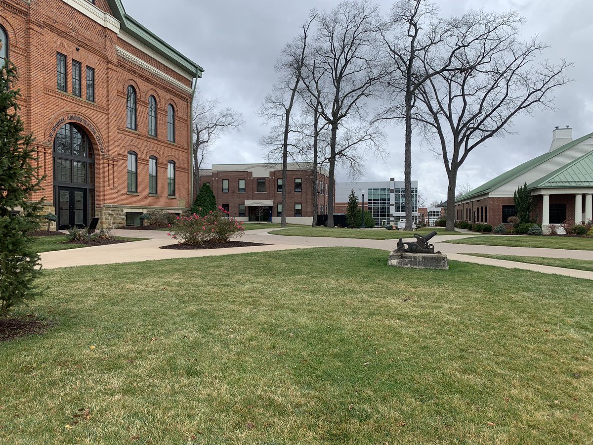 Had a great time at the Trine hitting camp! Also got to meet storm, go tigers! <a href="/CoachD_TUSB/">Don Danklefsen</a> <a href="/TrineSoftball/">Don Danklefsen II</a>