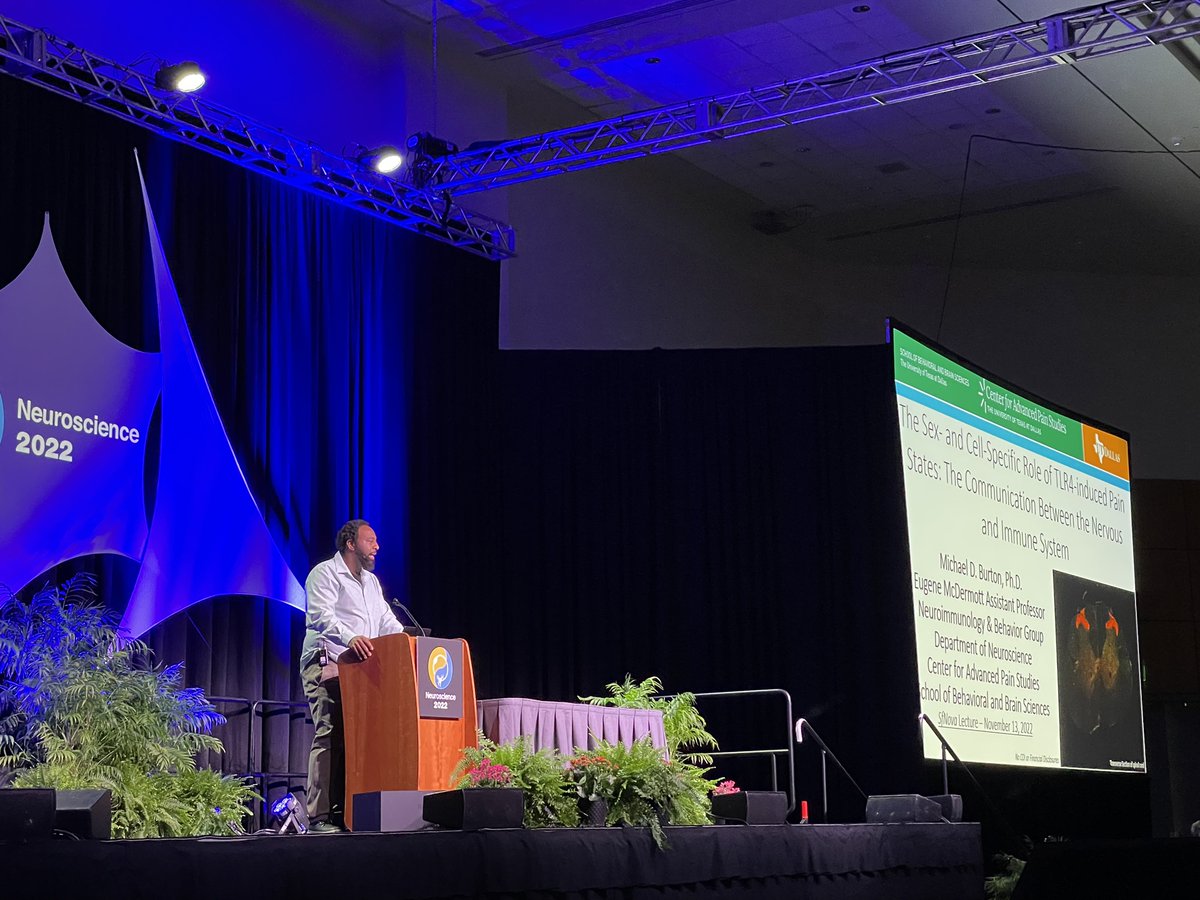 JExpMed's tweet photo. Rising star @mike_doc_B giving the inaugural #SfNOVA #Sfn2022 Special Lecture today underscoring his interest and commitment to understanding #neuroimmune control of #pain and boosting #URMinSTEM #MGTjem https://t.co/7WsC4uDqK3