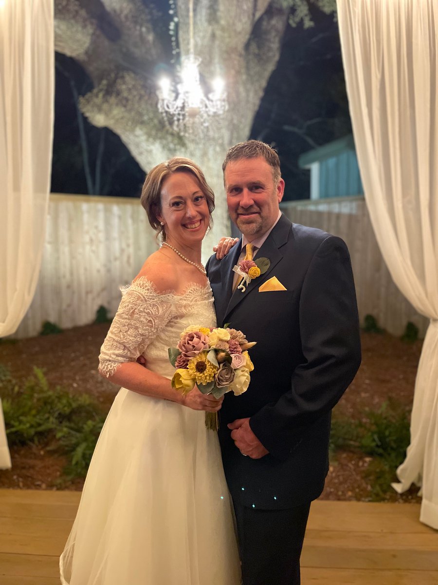 Honeymoon on hold… <a href="/LSUwbkb/">LSU Women's Basketball</a> comes 1st!! # LSU. #GeauxTigers