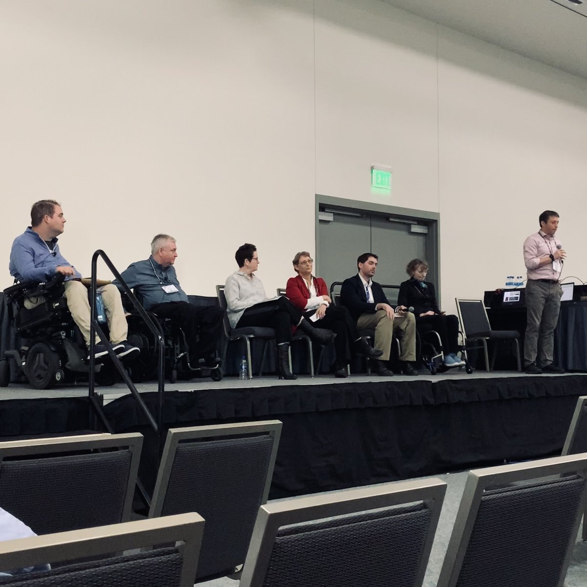 “There are people who are depending on us researchers to improve their lives. Do you think about?” John Gensel opening the #storytelling session at #SfN2022 about research and society on a quest to improve the lives of those with spinal cord injury