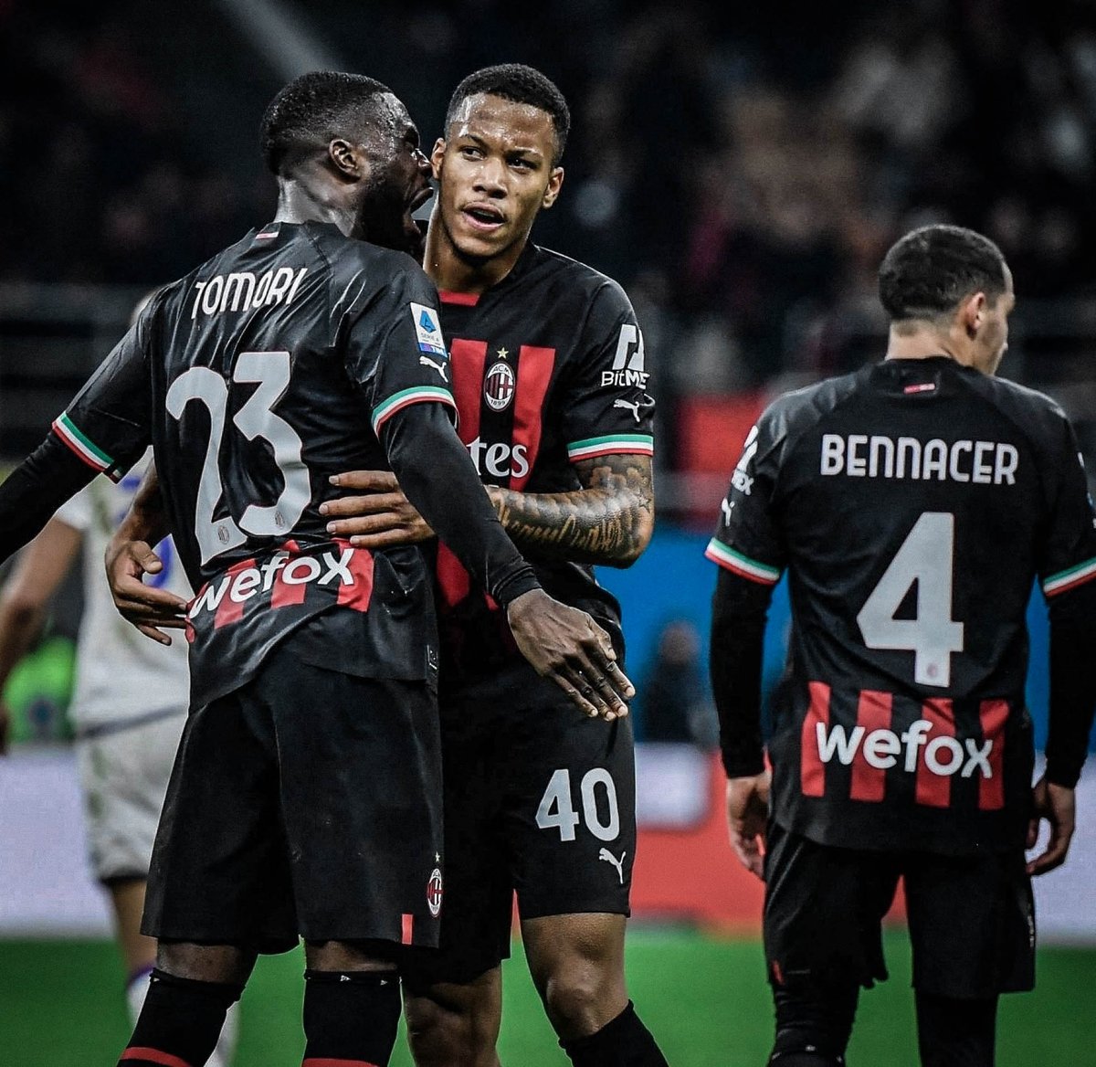 MilanActuFR's tweet photo. DEBRIEF AC MILAN - FIORENTINA🔴⚫ ▶️https://t.co/oFz0d16asW

On se retrouve en live sur #Youtube pour débriefer cette victoire face à la Fiorentina à San Siro.🔴⚫
Venez nous rejoindre 💪🏼

📸@mohanadACM

#SempreMilan #MilFio https://t.co/zonQNGOYkz