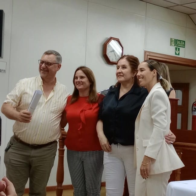 Javier_Barletta's tweet photo. Recibí el diploma de Concejal electo 2022-2026 un gran desafío... https://t.co/E8kNtDAbN1