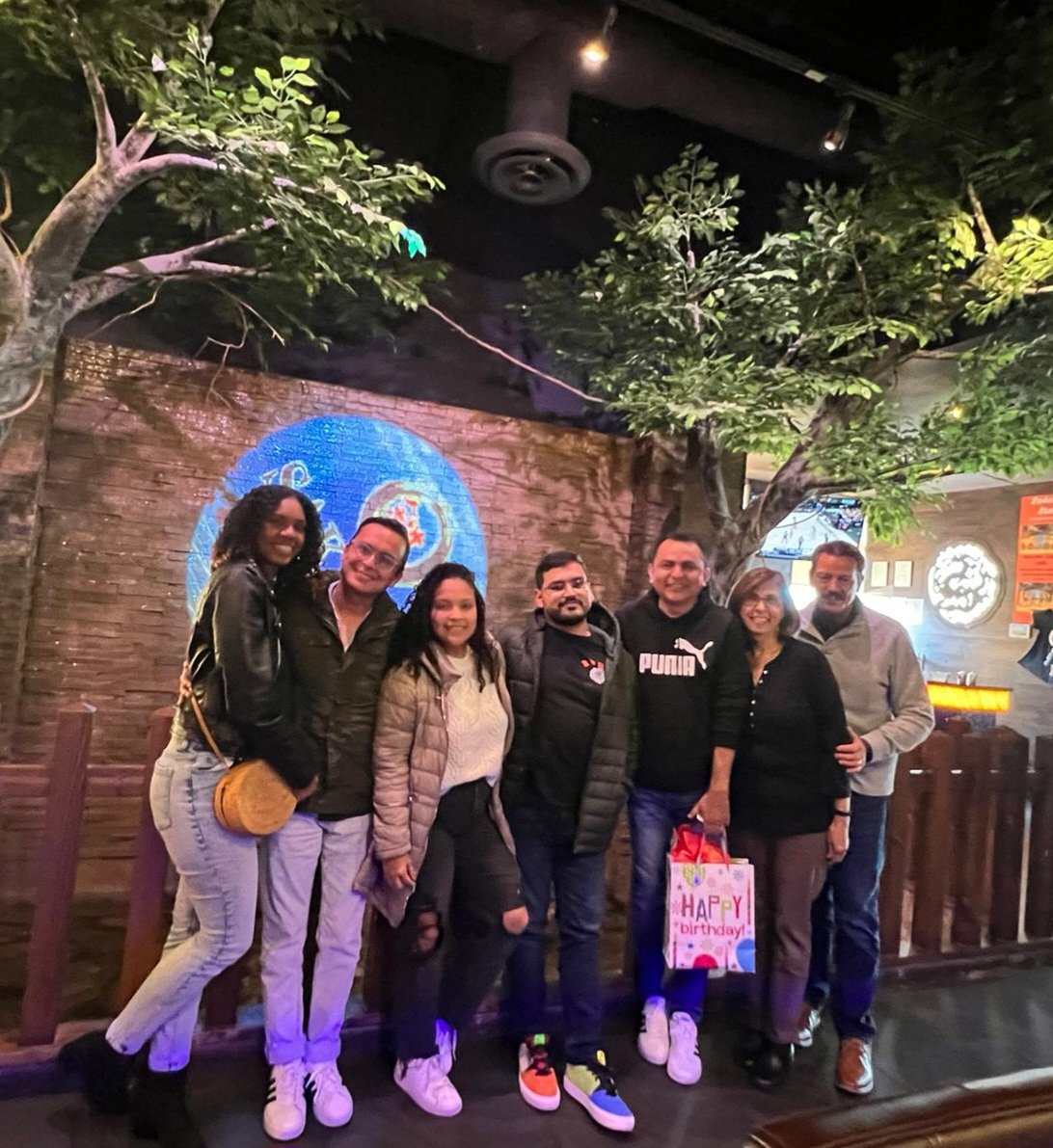A great afternoon celebrating  Diego's birthday! His family is in Mexico so the team decided to take him out for lunch on his actual birthday 🥳 💓.So lucky  to work with thougthful coworkers