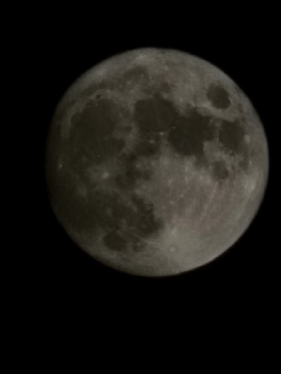 LinearLogic_1's tweet photo. @Naija_PR Moon shot...S22 Ultra https://t.co/PkuMkhfjJG