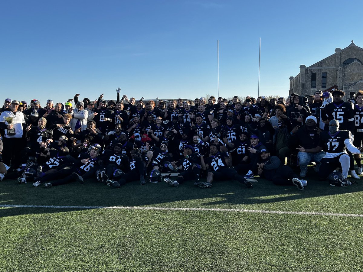 sgt_gabriel07's tweet photo. Ring us 🐈‍⬛💍💍 https://t.co/lCQvL6zNEg