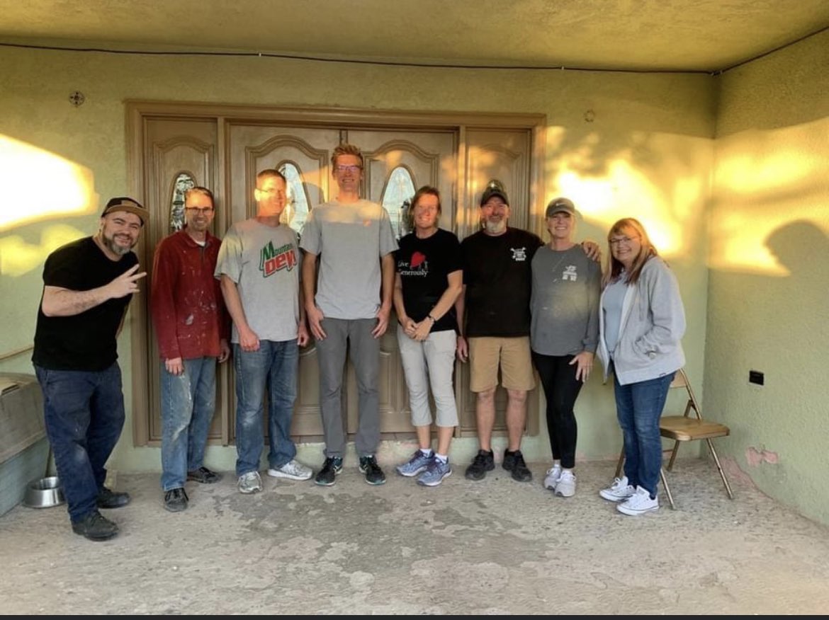 INetworkHearts's tweet photo. We are grateful for New Hope Church who acted as the hands and feet of Jesus at Casa del Jardin.  They did many maintenance projects to make spaces more beautiful, safe and usable.  The New Hope team was impressed by the girls who joyfully volunteered to work alongside them. ⛪️❤️ https://t.co/t5bI6rgvGh