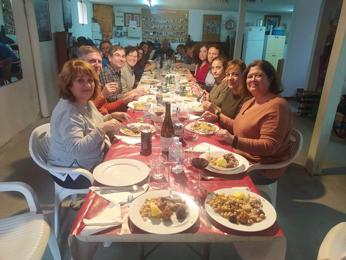 Alter_Matrice's tweet photo. Qué gran día tuvimos ayer, hasta el tiempo se alió con nosotr@s para sacar un magnífico día plagado de grandes momentos. Todo un lujo de sábado en la Ruta de los Molinos.
https://rutasaltermatrice/ruta-de-los-molinos/ https://t.co/6iSmjmrO98