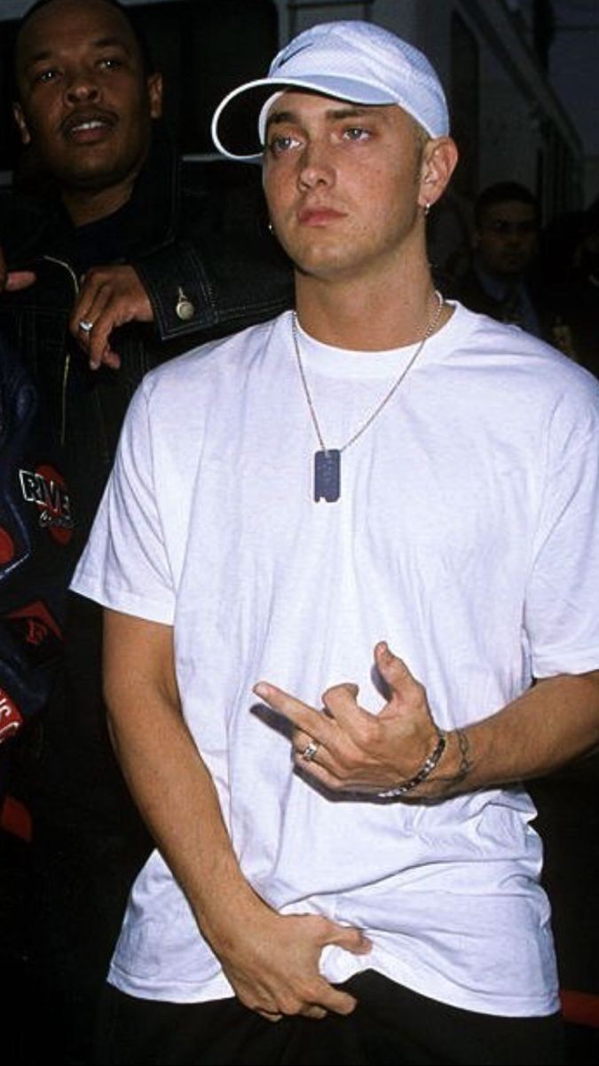 Emwalksonwater's tweet photo. Went to Bible class with a gun, blasted a nun, fuck Hell, Satan sent my ass to the sun. I wasn't born, I was hatched and dumped in the trash, with a note attached saying : "Someone please whip this brat's ass!"

-Eminem, 5 Star Generals. https://t.co/Ag8udw0meJ