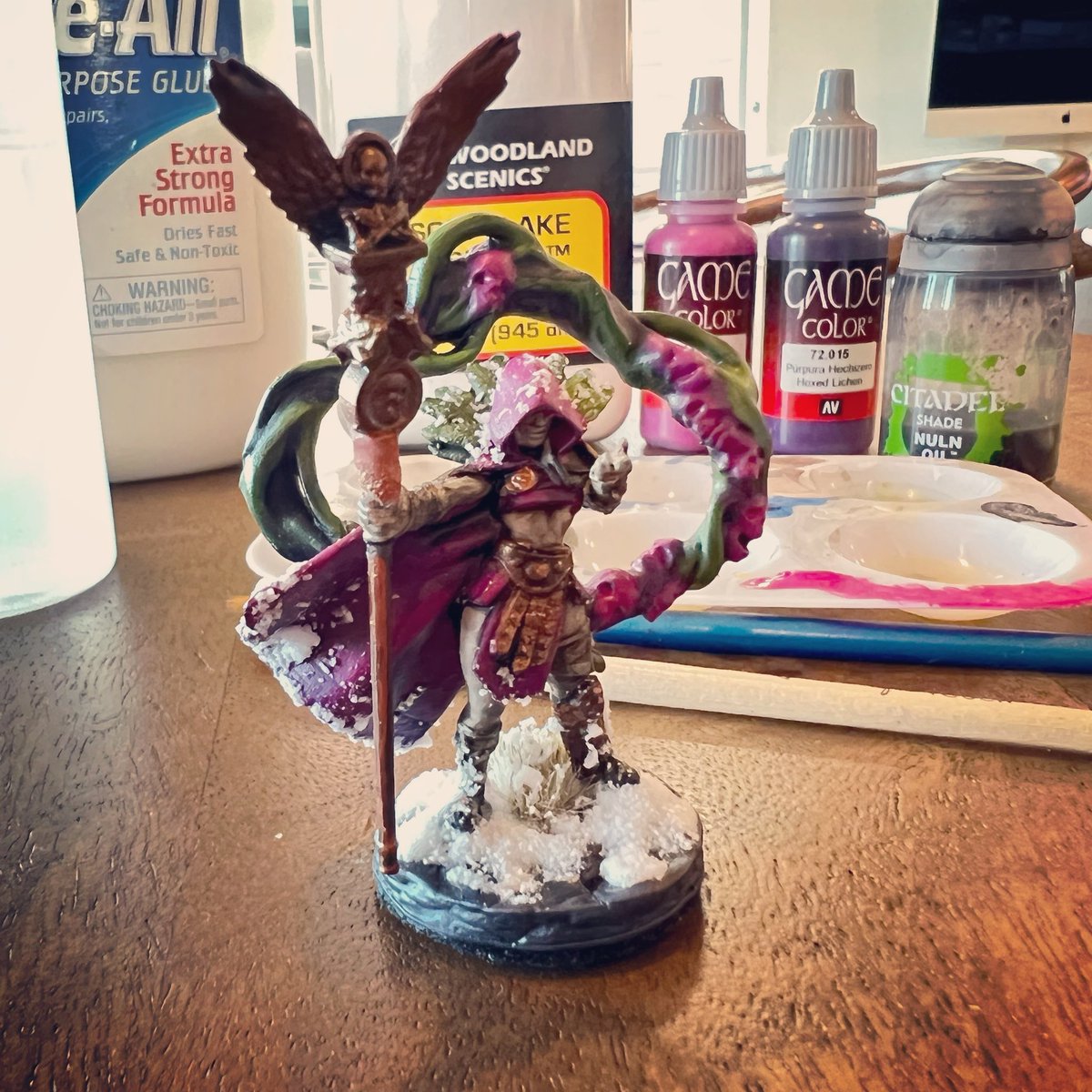 critgamesllc's tweet photo. Made this necromancer starting from #3dprint. Broke it about three times in the process of assembly, but nothing some snow drifts can’t cover up. Time to play #frostgrave or #dnd!
#critgames #photooftheday #miniaturepainting #3dprinting https://t.co/0zxN5pz3aq