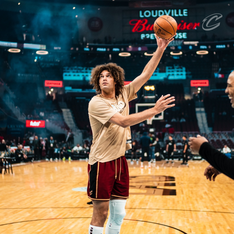 cavs's tweet photo. Sunday Night Basketball.
#CavsWolves Through the Lens ๐ธ