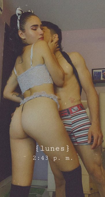 Julieandmatt’s pics and videos