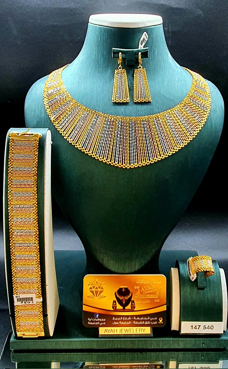 FhgtM's tweet photo. مجوهرات ايه حي الجامعه قرب النفق الجامعه مول ليس لدينا فرع اخر ٠٧٩٠٦١٦٨٨٥٢ https://t.co/OvgzkvtUBV