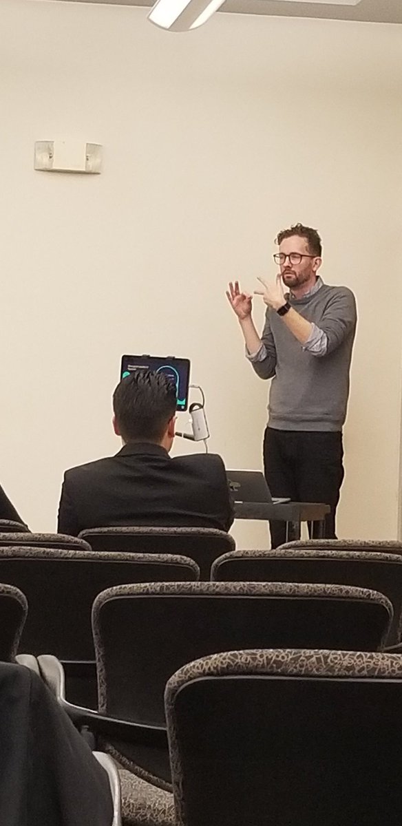 COKCCL's tweet photo. Last block of talks at #HDLS15! @TwitchPaul tells us about factors affecting demonstrative use in ASL. Seems that recent theories developed for spoken language demonstratives dont exactly work for description of ASL demonstratives https://t.co/vEHZG1KfHe