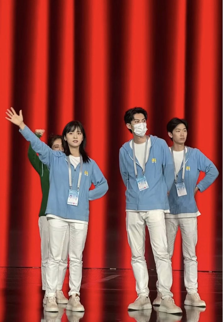 Tea_Teya_'s tweet photo. 「35th Golden Rooster Awards」Unseen #6

closing ceremony rehearsal ☺️

￼📍Xiamen
11.12.22
2022 Starry Oceans
#DylanWang #王鹤棣 #ShenYue #沈月 https://t.co/fuNcmKtnAm